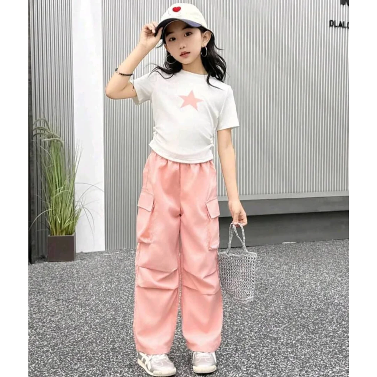 _2-Piece Girls' Combat Outfit: Durable, Stylish, Fashionable, and Elegant Trousers and Top