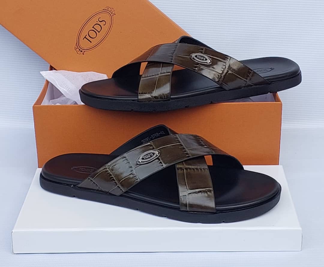 Premium Men’s Slippers (Elegant, Stylish, Durable, High-Quality)