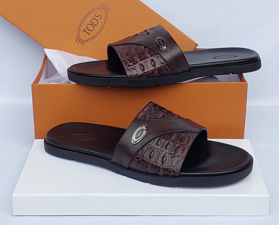 Stylish Men's Slippers (Chic, Classy, Fashion-Forward, Sophisticated)