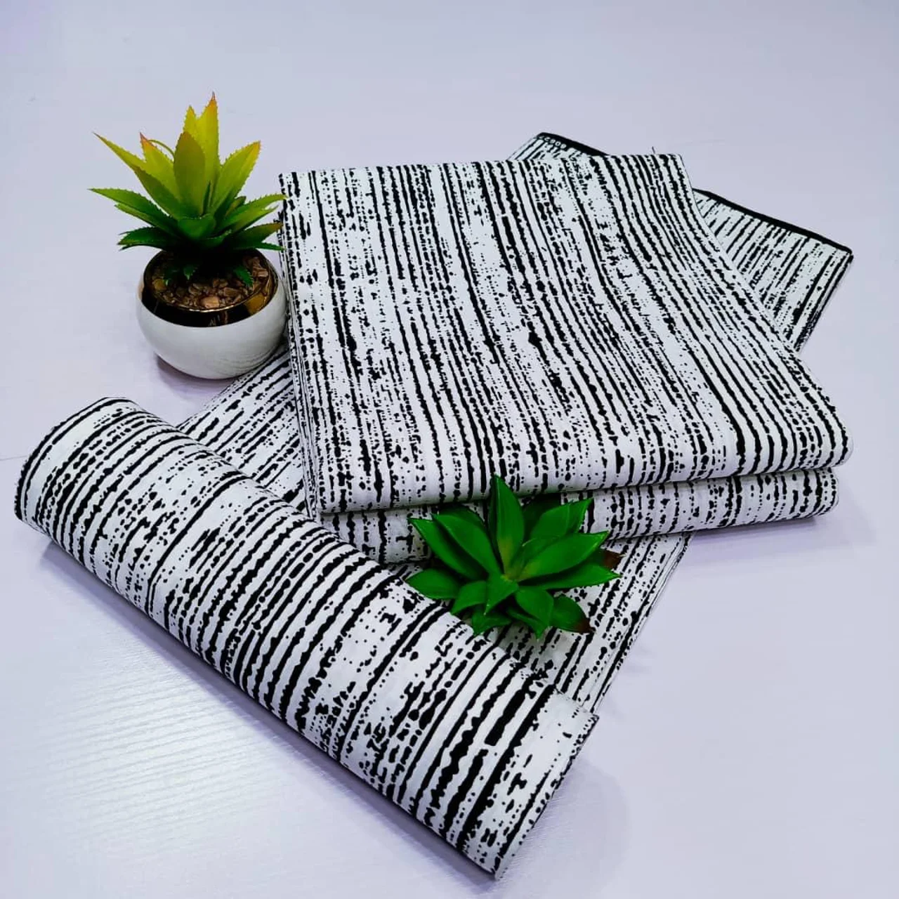 _African Fabric (Chic, Sophisticated, Elegant, Trendy, 100% Cotton)