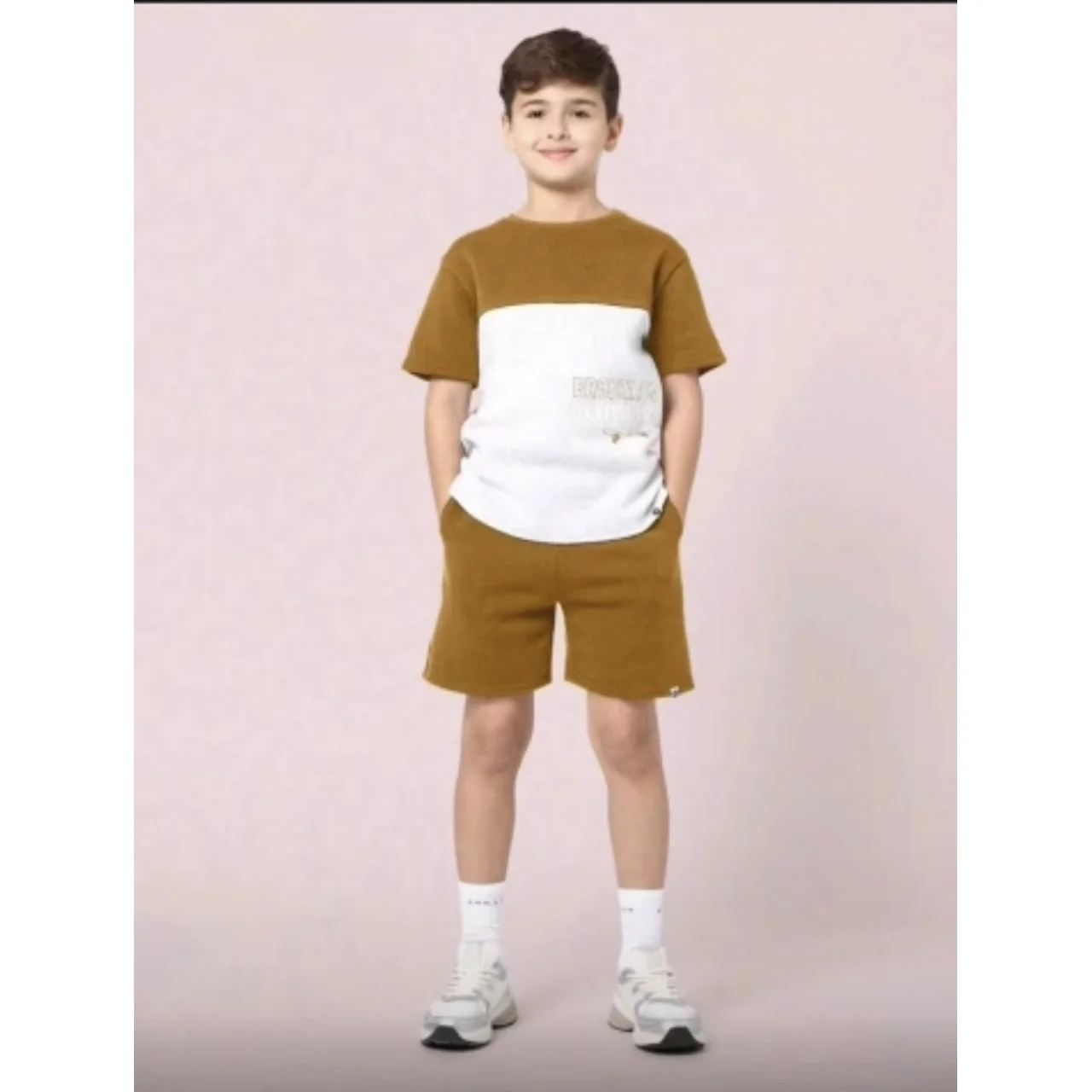 _Boys' Two-Piece Set: Blouse and Shorts (Stylish, Elegant, Trendy, Durable, Fashion-Forward)