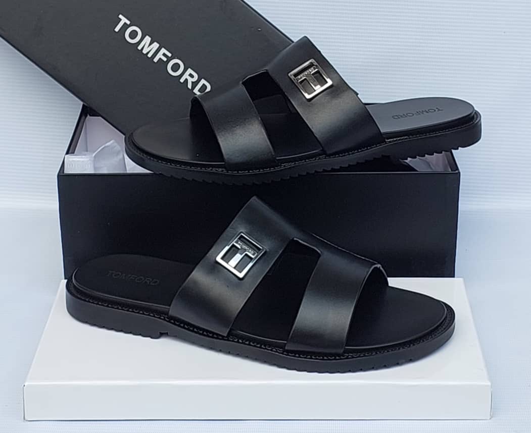 Stylish Men's Slippers (Chic, Fashion-Forward, Long-lasting)