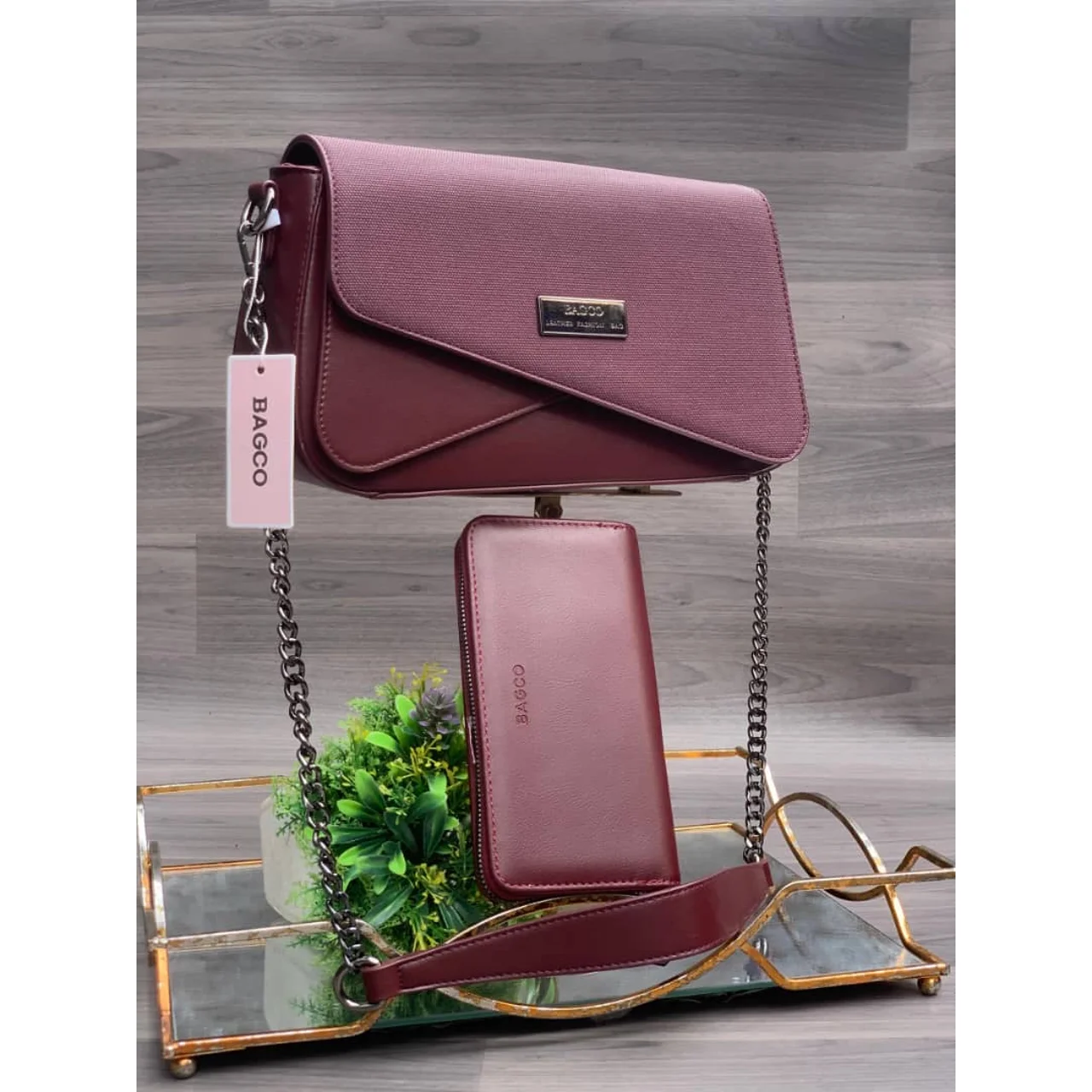 _Chic and Durable Handbags for Women (Trendy, Elegant, Classy, Fashion-Forward)