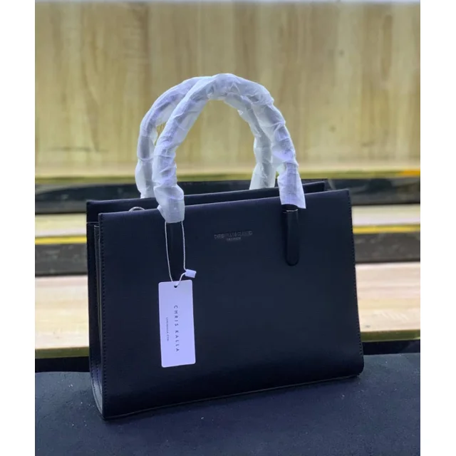_Chic Women's Chriskalla Handbag (Sleek, Sophisticated, Modern, Resilient, Fashion-Forward)