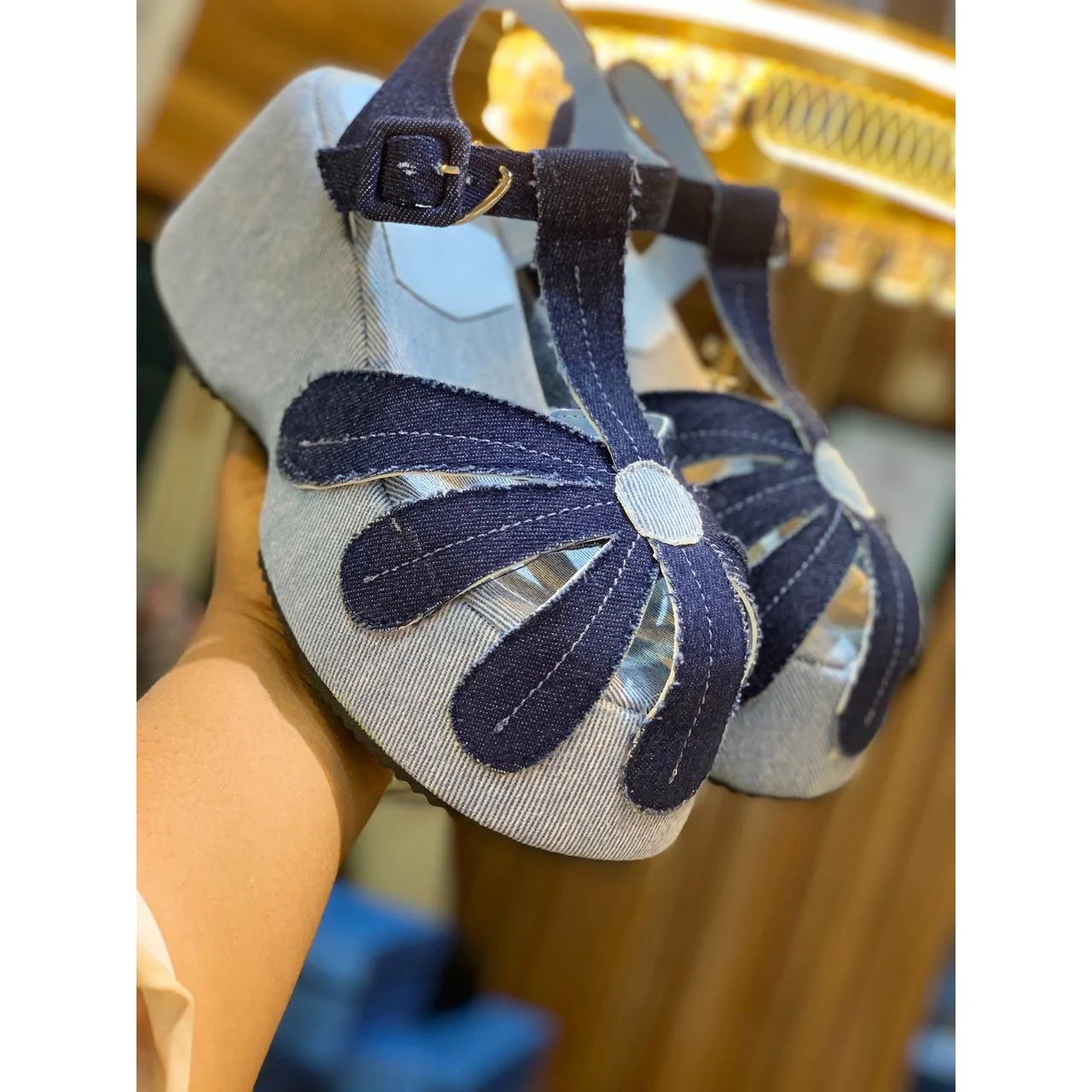 _Chic Women’s Sandal (Stylish, Fashion-Forward, Durable, Elegant)