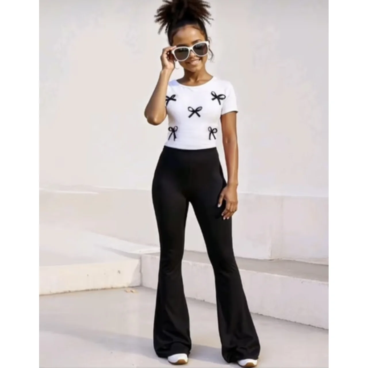 _Elegant 2-Piece Outfit: Trousers and Blouse for Girls (Chic, Durable, Trendy, Sophisticated)