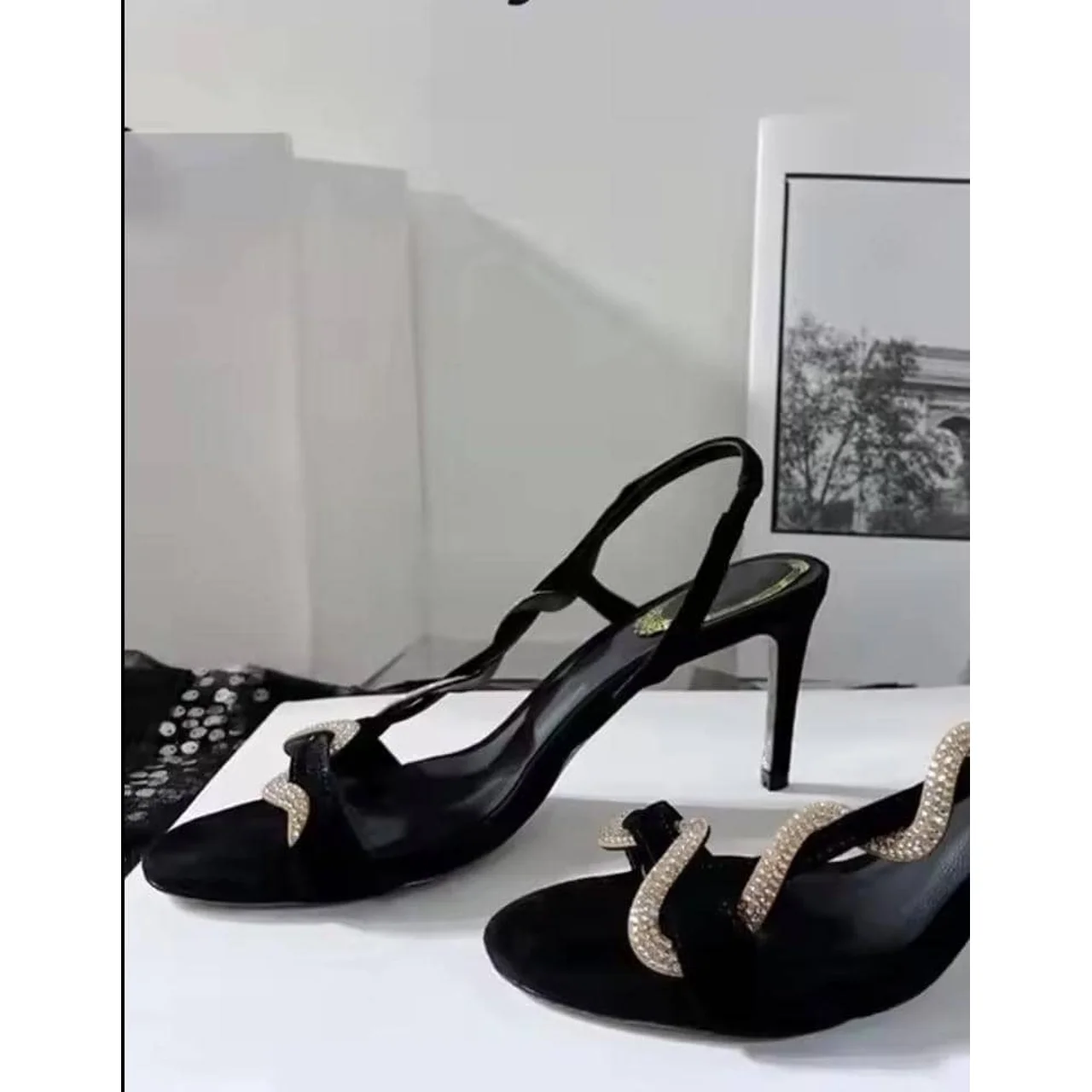 _Elegant and Durable Women's Footwear (Premium, Resilient, Chic, Trendy)