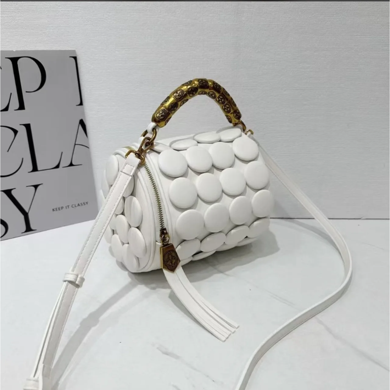 _Elegant Premium Women's Handbag (Stylish, Fashion-Forward, Sophisticated, Durable)