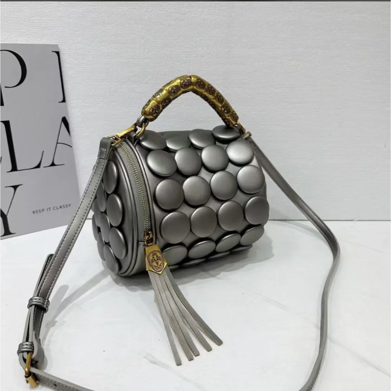 _Elegant Premium Women's Handbag (Stylish, Fashion-Forward, Sophisticated, Durable)