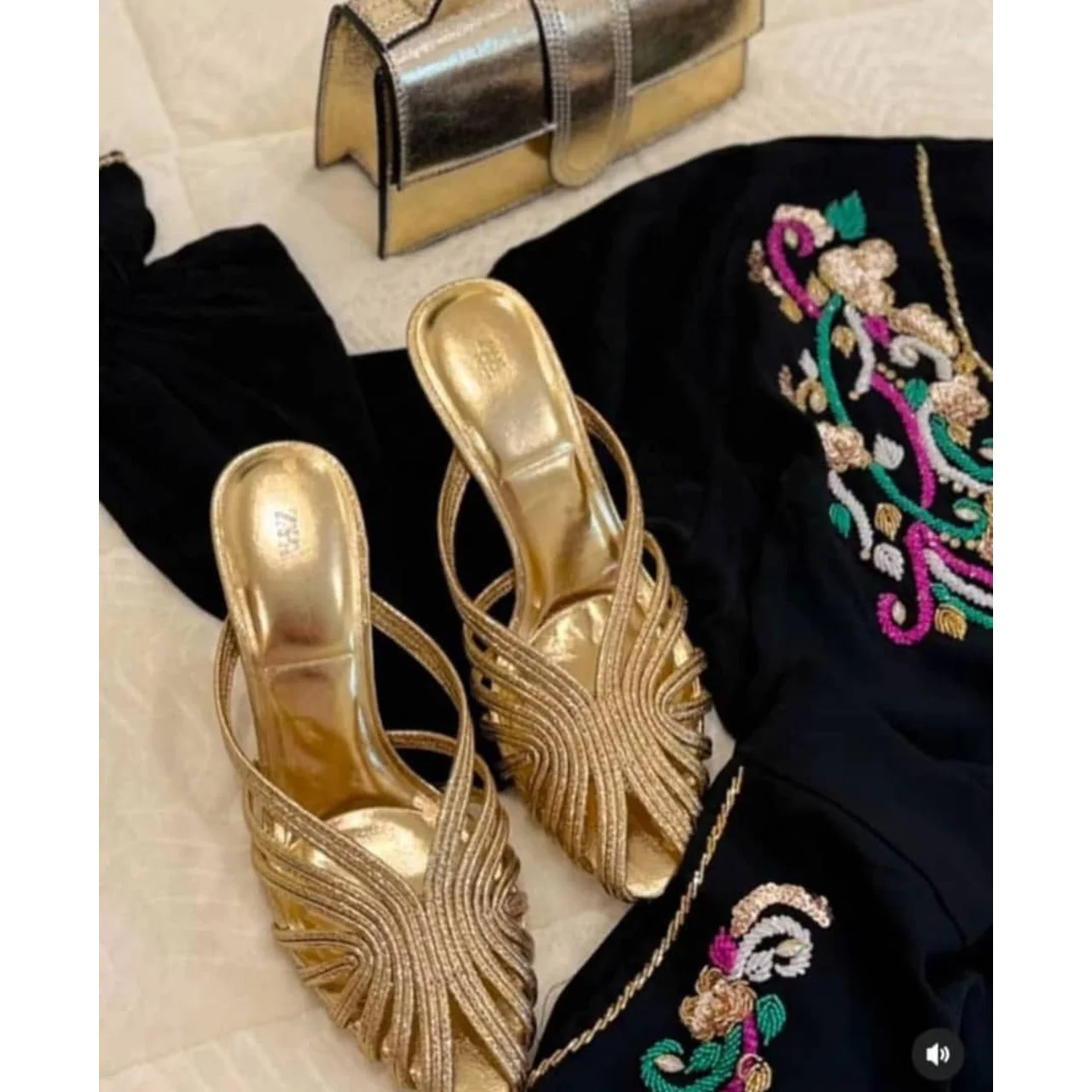 _Elegant Women's Footwear (Durable, Stylish, Chic)