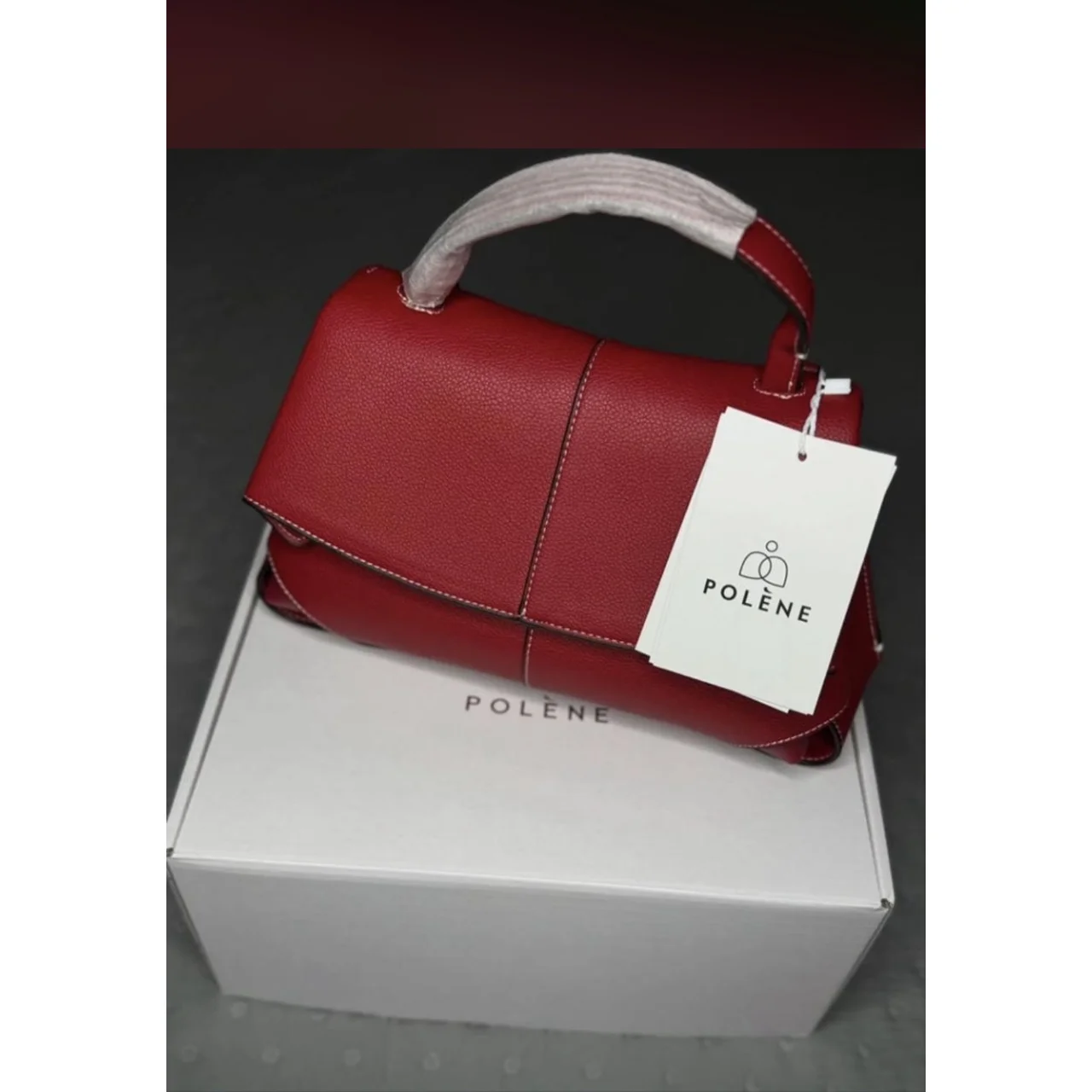 _Elegant Women's Handbag - Stylish, Durable, and High-Quality Classy Accessory