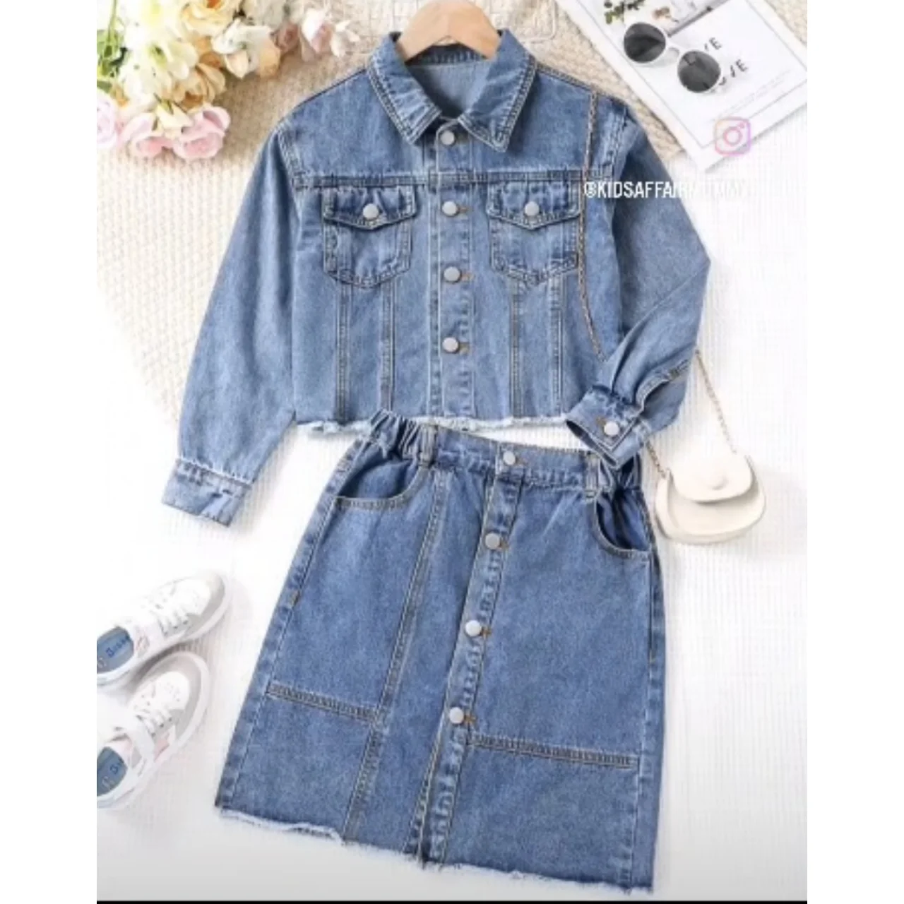 _Girls' 2-Piece Outfit: Skirt and Top Set (Durable, Elegant, Trendy, Versatile for Every Occasion)