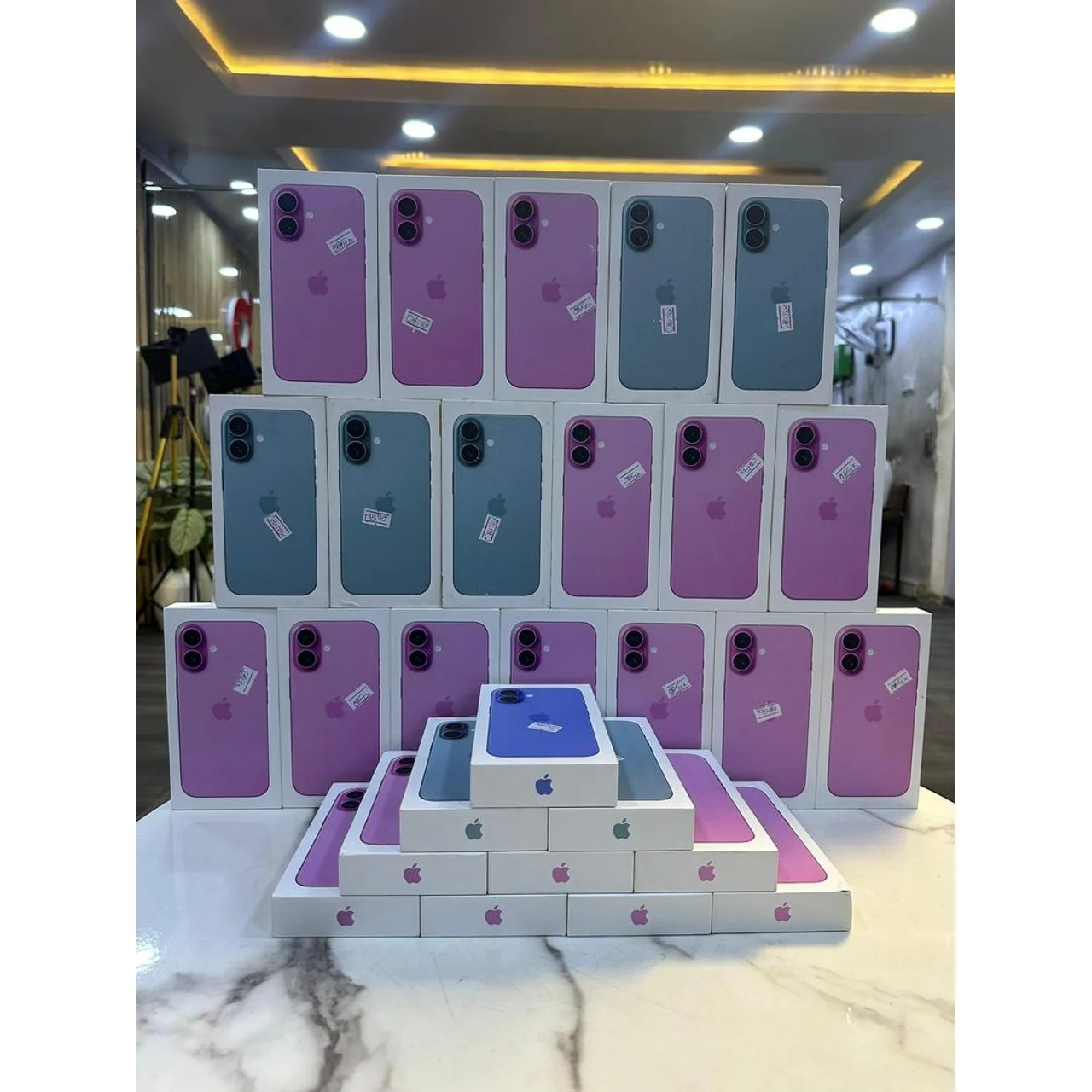 _iPhone 16 Plus 128GB (16 Plus, 128GB, Physical SIM + eSIM)