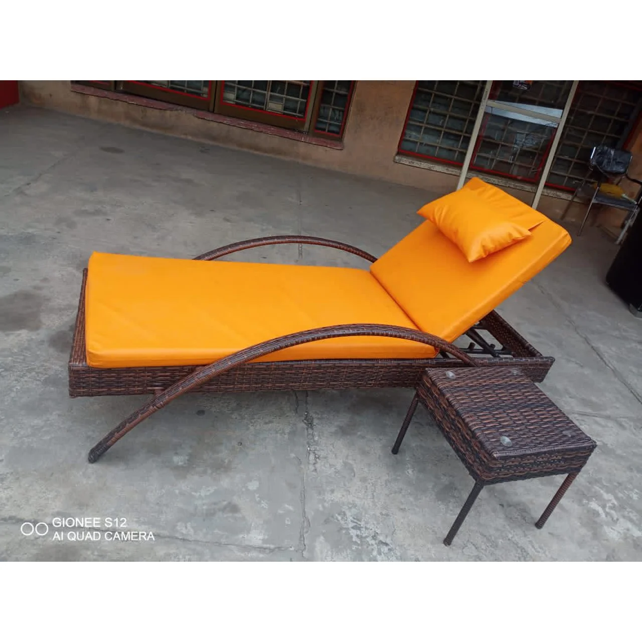_Luxury Rattan Outdoor Sun Lounger with Cushion and Side Table