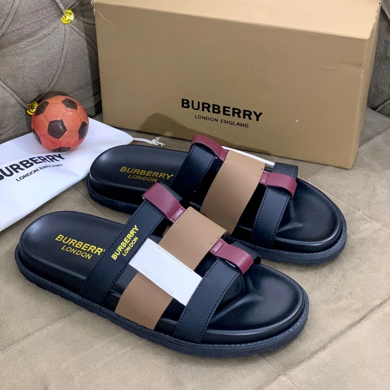 _Men's Deluxe Slippers (High-Quality, Elegant, Trendy, Fashion-Forward, Long-Lasting)