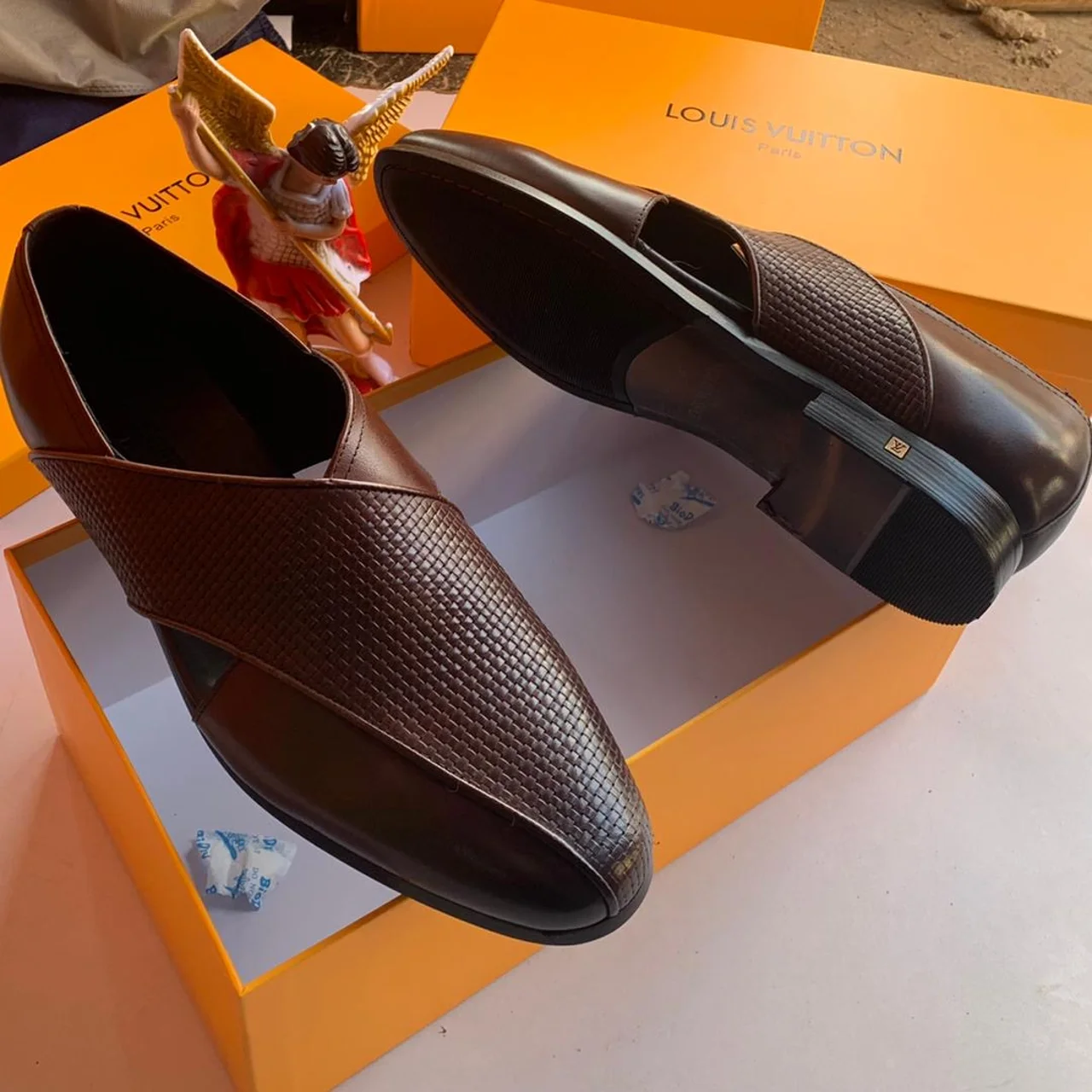 _Men's High-Quality Footwear (Durable, Stylish, Elegant)