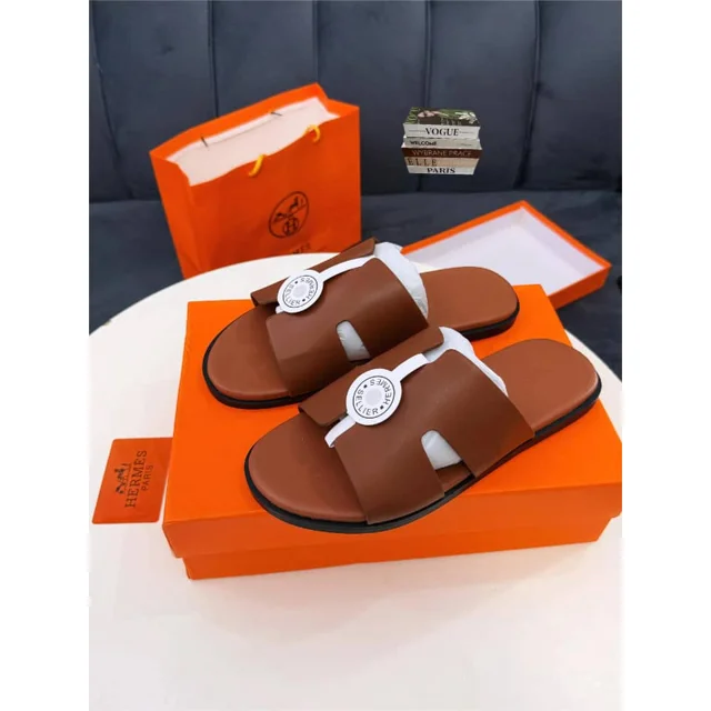 _Men's Premium Slippers (High-Quality, Trendy, Sophisticated, Long-lasting, Chic)
