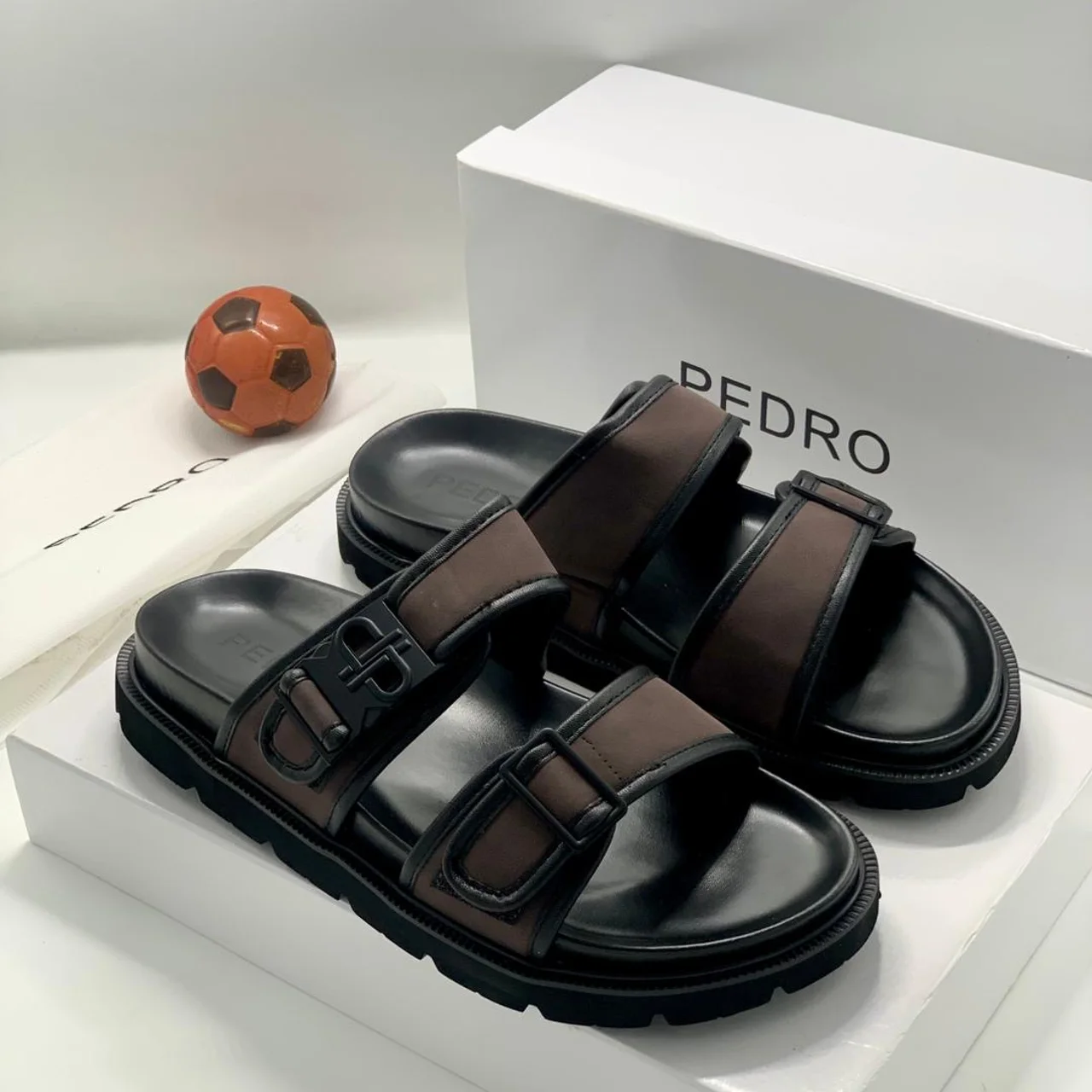 _Men's Sturdy Slippers (Elegant, Classy, Chic, Fashionable)