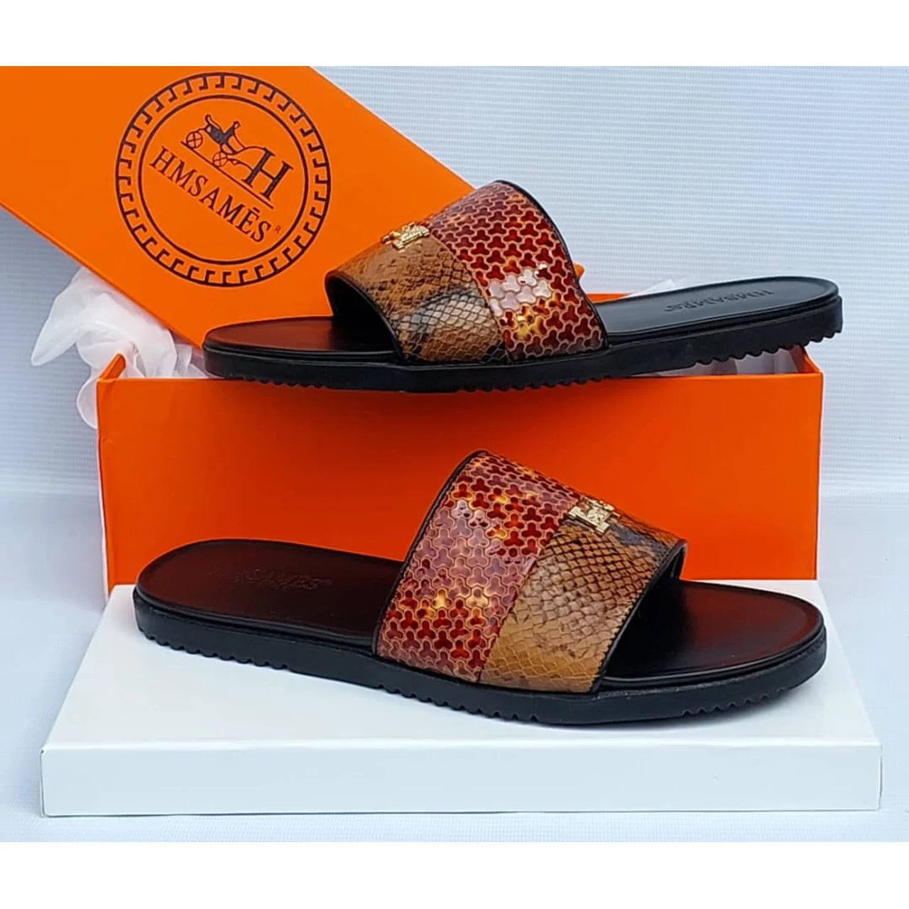 _Men's Stylish Slippers (Trendy, High-Quality, Elegant, Fashion-Forward)