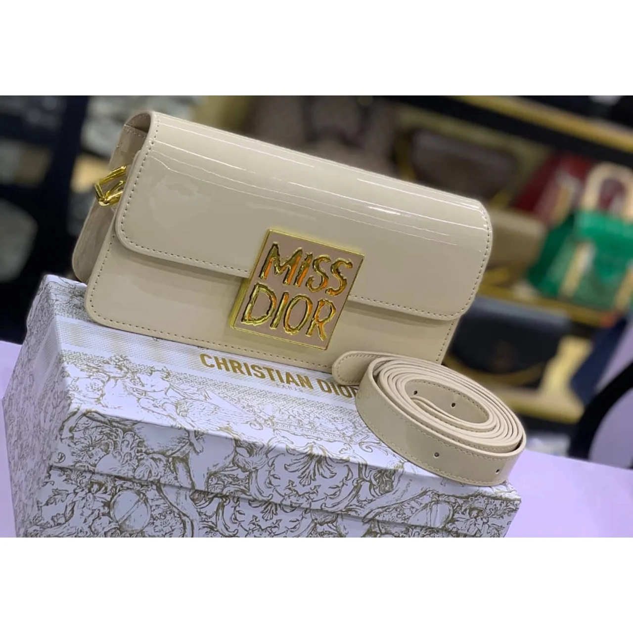 _Miss Dior Midi Handbag (Chic, Sophisticated, Trendy, Fashionable, Long-lasting)