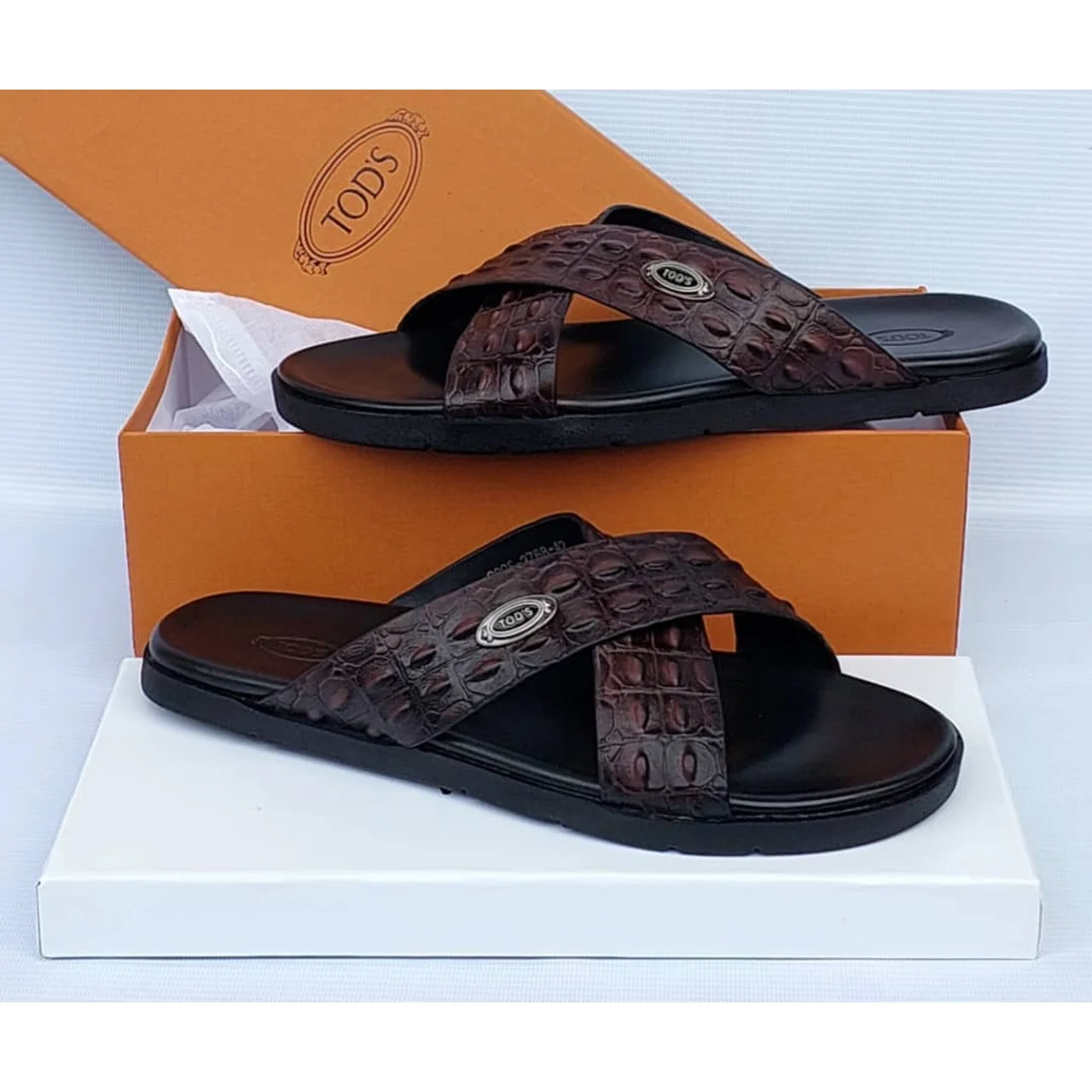 _Premium Fashionable Slippers for Men (Stylish, Durable, Elegant)