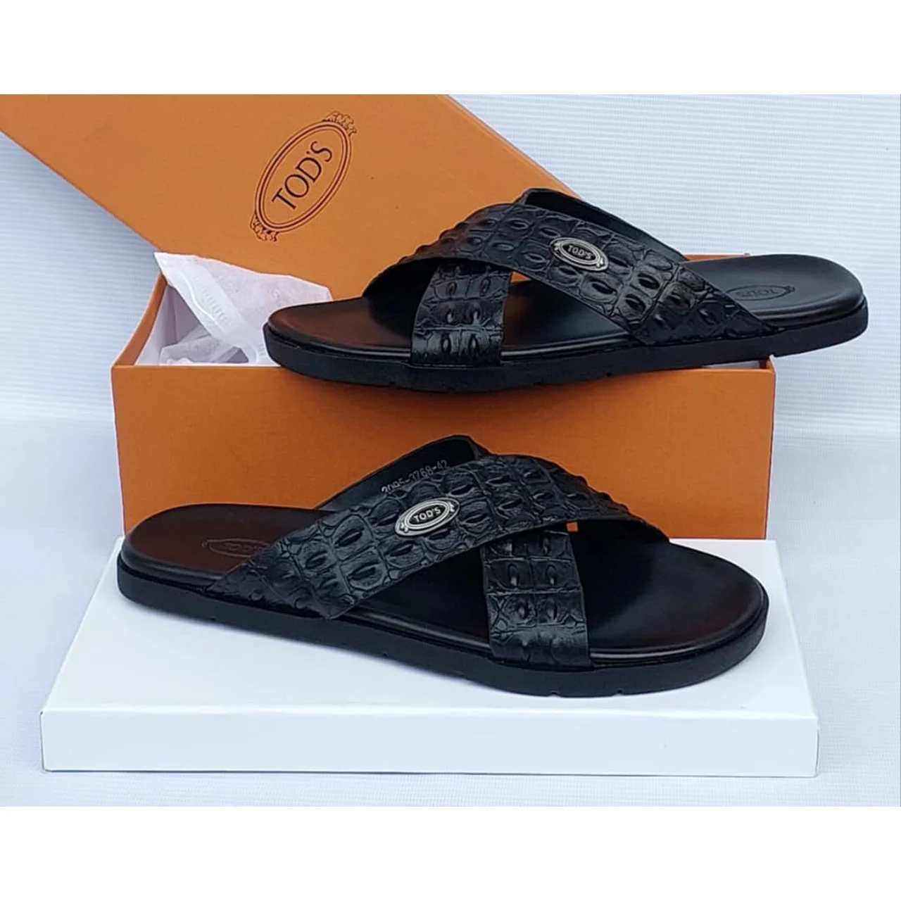 _Premium Fashionable Slippers for Men (Stylish, Durable, Elegant)