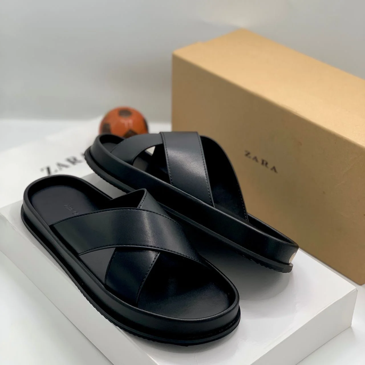 _Premium Men's Slippers (Elegant, Fashion-Forward, Durable, Stylish)