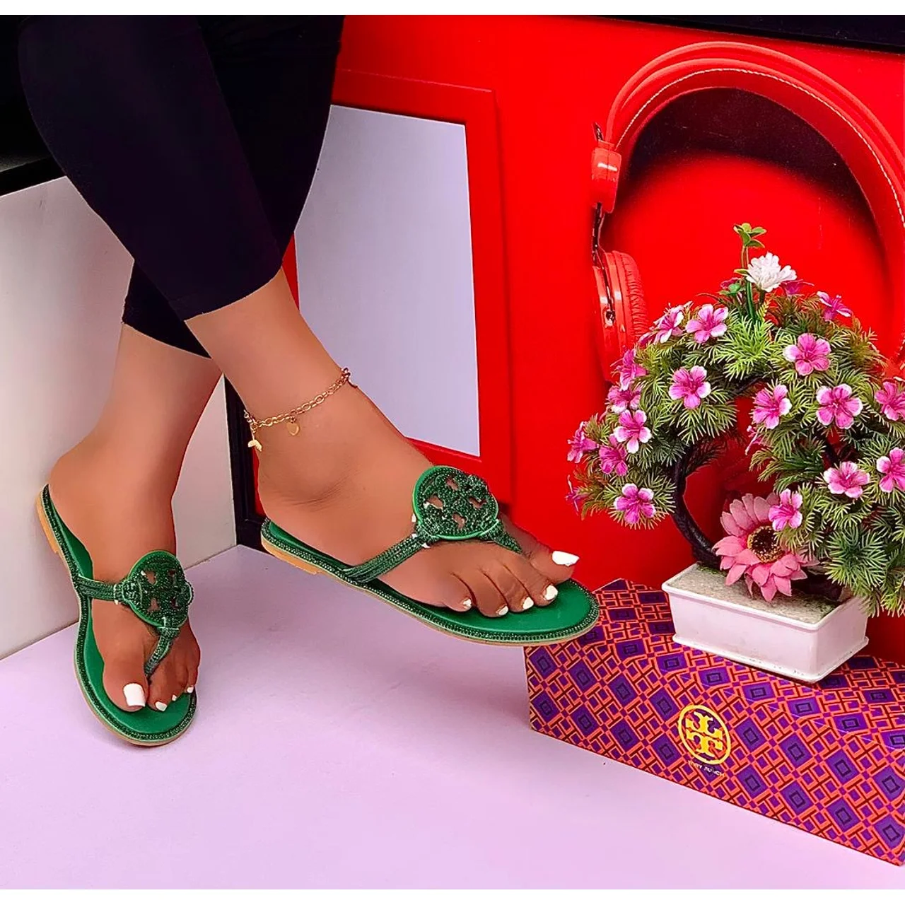 _Premium Women's Slippers (Chic, Sophisticated, Timeless, Long-lasting, Trendy)