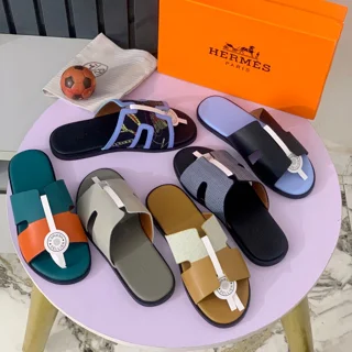 _Trendy and Durable Men's Stylish Slippers (High Quality)