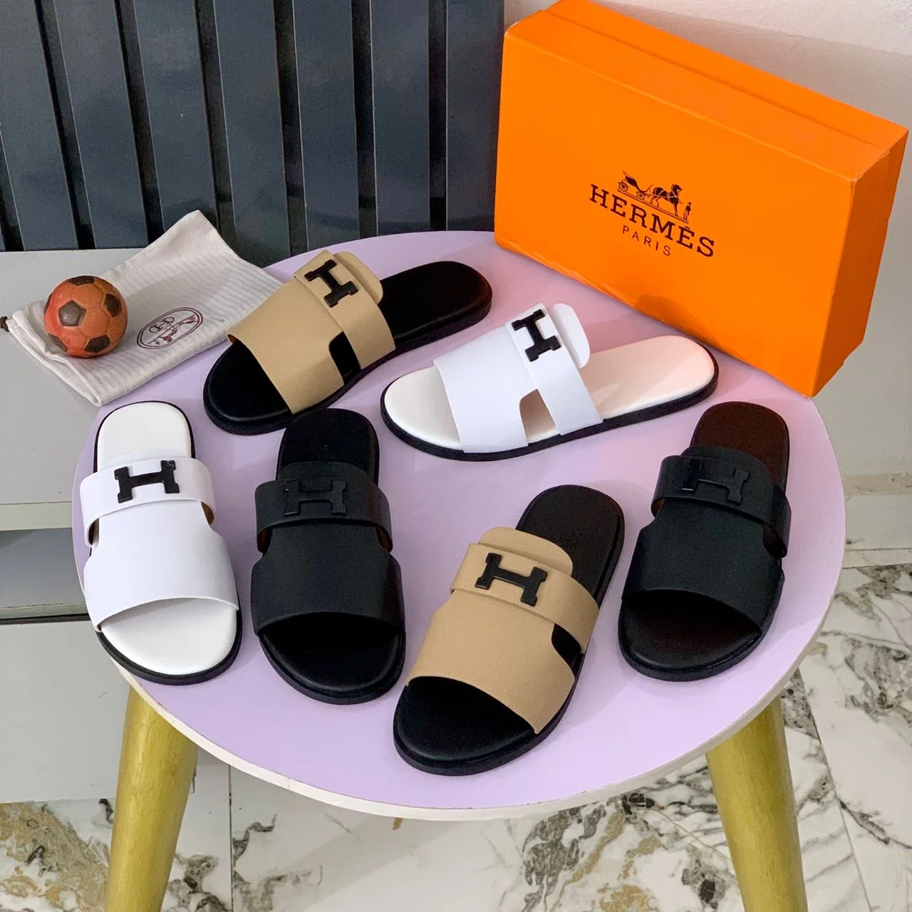 _Sophisticated Men's Slippers (Chic, Durable, Trendy, Fashion-Forward, Elegant)