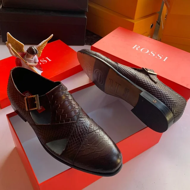 _Stylish and Durable Men's Footwear (Chic, High-Quality)_Stylish and Durable Men's Footwear (Chic, High-Quality)