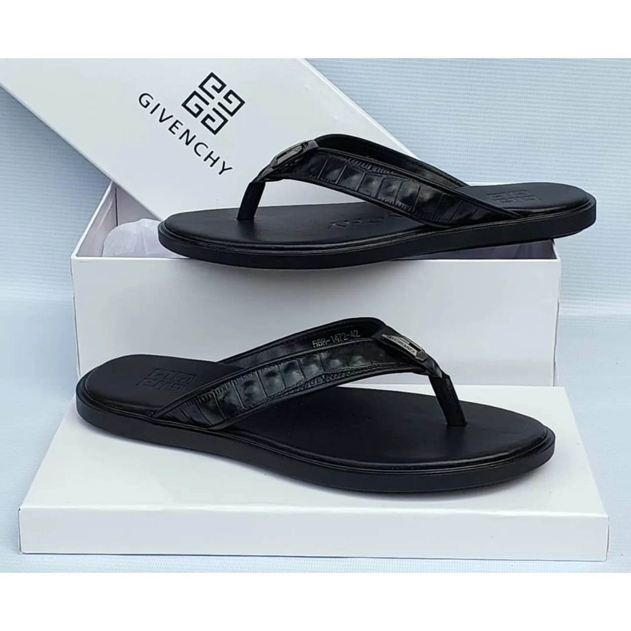 _Trendy Men's Slippers (Chic, Sturdy, Elegant)