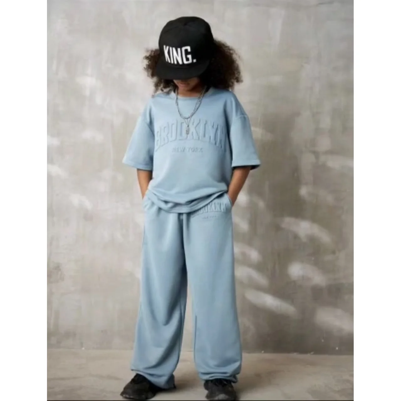 _Two-Piece Girls' Outfit: Trousers and Blouse (Chic, Sturdy, Fashion-Forward, Sophisticated, Stylish)